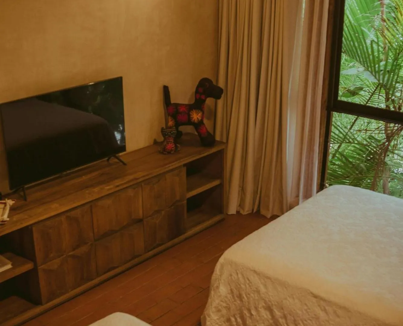 Hotel Ambs Plaza Zion Near Igi Airport New Delhi