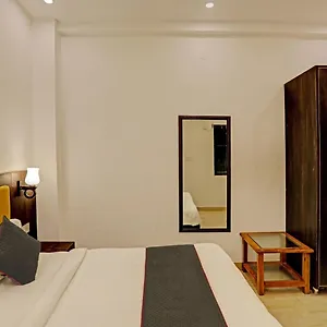 Rose Park Hotel